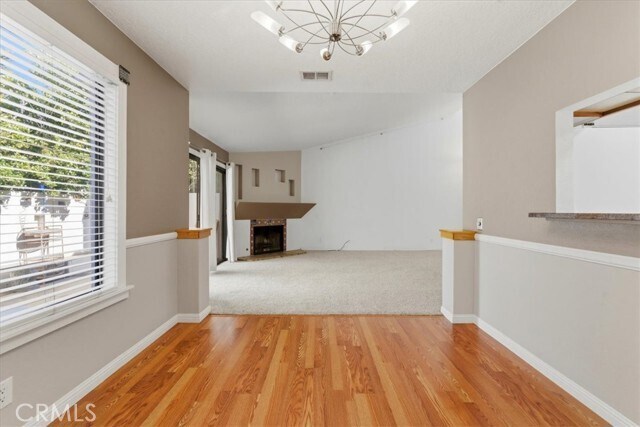 Foto del edificio - 539 Wayland Ct
