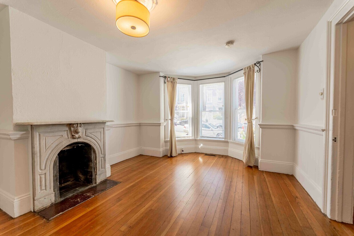 Foto principal - 2683 Sutter St