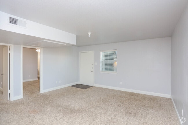 2HAB, 2BA - 824SF - B3 - Ridge & Parkdale Apartments