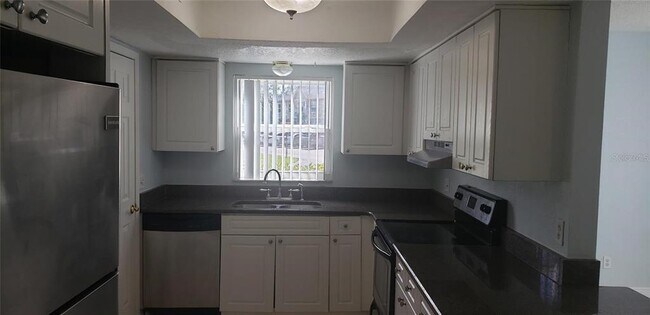 Foto del edificio - 9927 Turf Ct