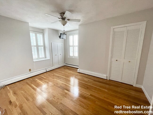 Foto del edificio - 130 P St