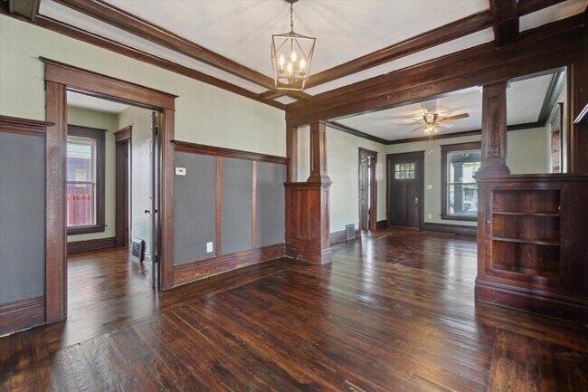 Foto del edificio - 1809 Maplewood Ave