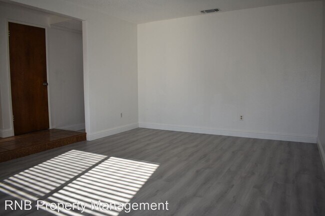 Building Photo - 3 br, 2 bath House - 5639 Clark Avenue