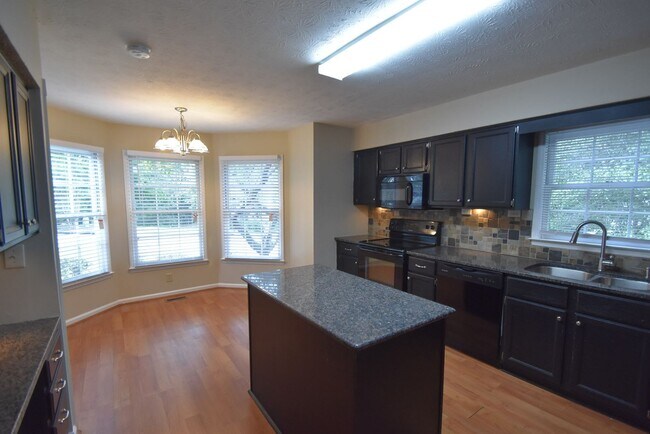 Building Photo - 1409 Christiana Dr