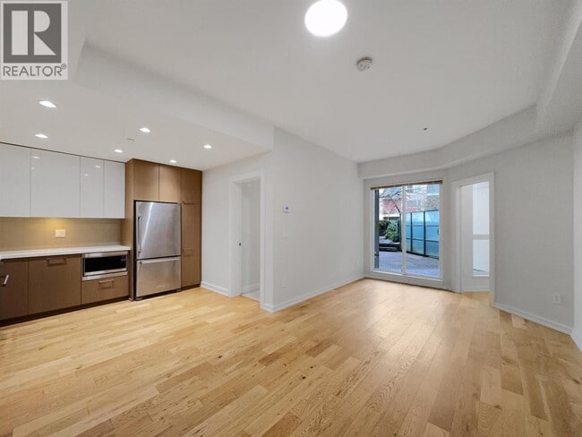 Photo du bâtiment - 5311 Cedarbridge Way