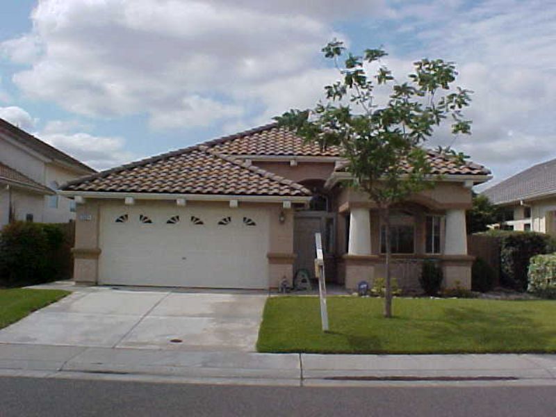 Elk Grove Home with Upgrades House for Rent in Elk Grove, CA