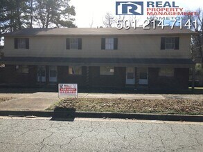 Building Photo - 8905 Morris Manor Dr