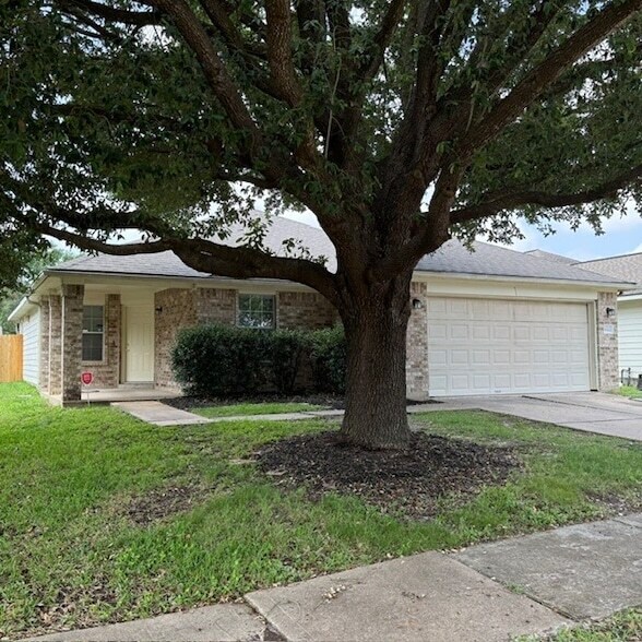 Foto del edificio - 19322 River Bottom Rd