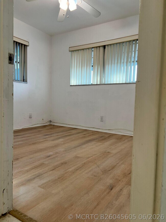 Building Photo - 1650 NW 43rd St