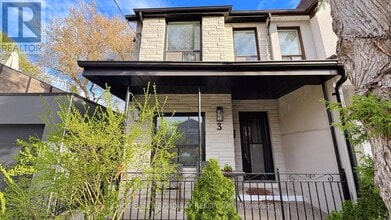 Building Photo - 3 Yarmouth Rd