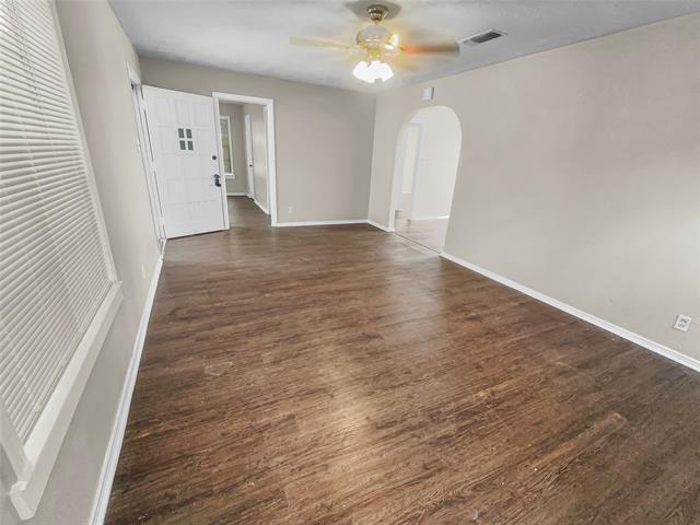 Building Photo - 4924 Penrose Ave