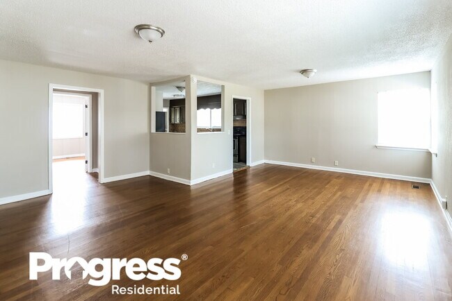 Foto del edificio - 1204 Pratt Hwy