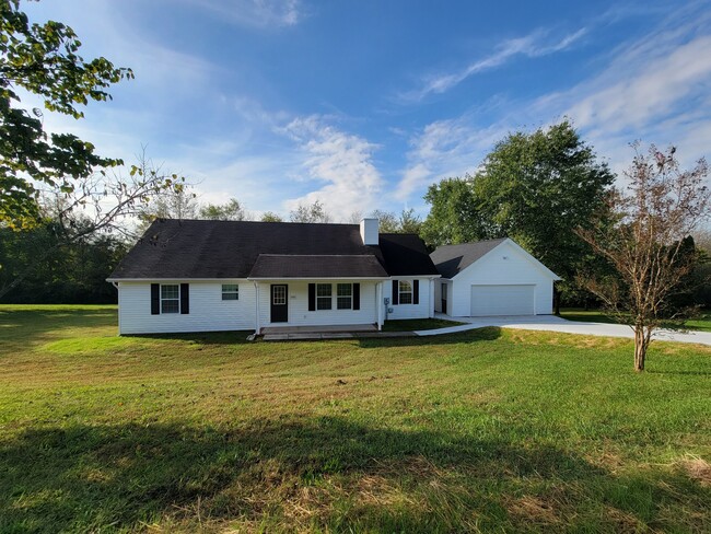 Foto del edificio - 1754 Lewisburg Pike