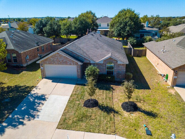 Foto del edificio - 109 Fossil Trl