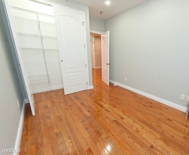 Building Photo - 2533 36th St