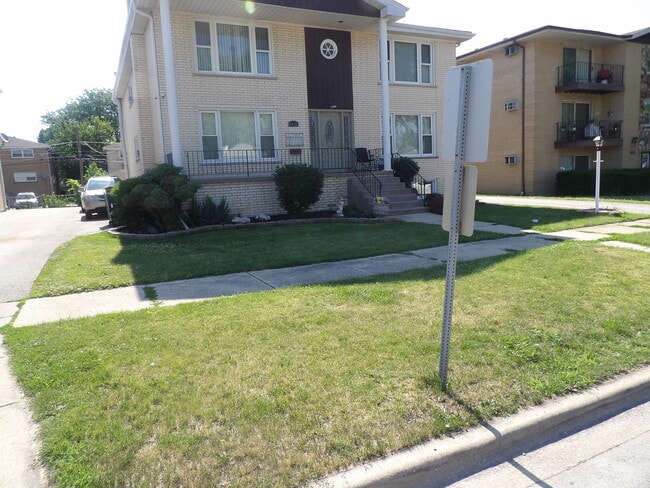 Building Photo - 4601 Forest Ave