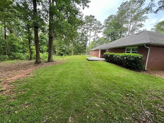 Building Photo - 1088 Pierce Rd