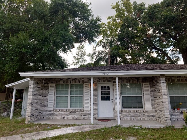 Foto del edificio - 9402 N 15th St