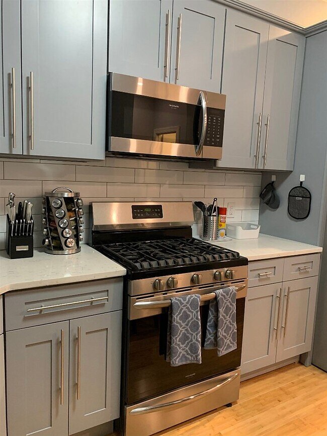 Área de cocina - 195 Grant Ave