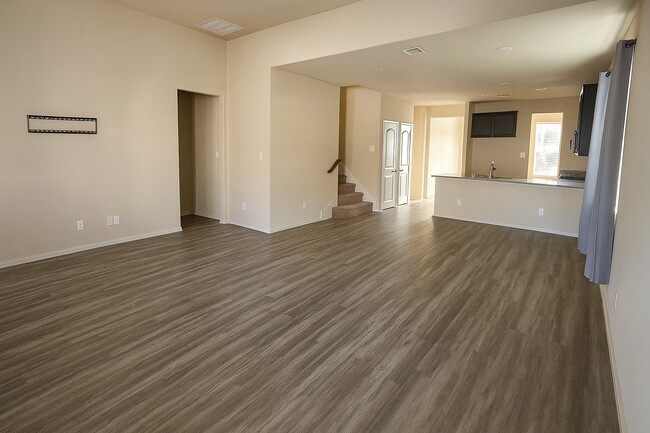 Building Photo - 15602 Egret Field Ln