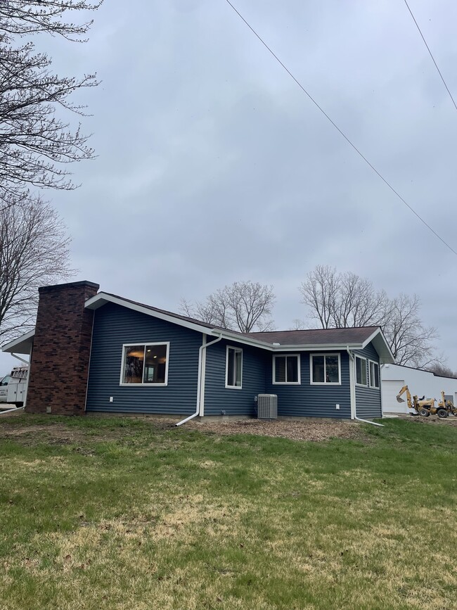 Building Photo - 3709 N Meridian Rd