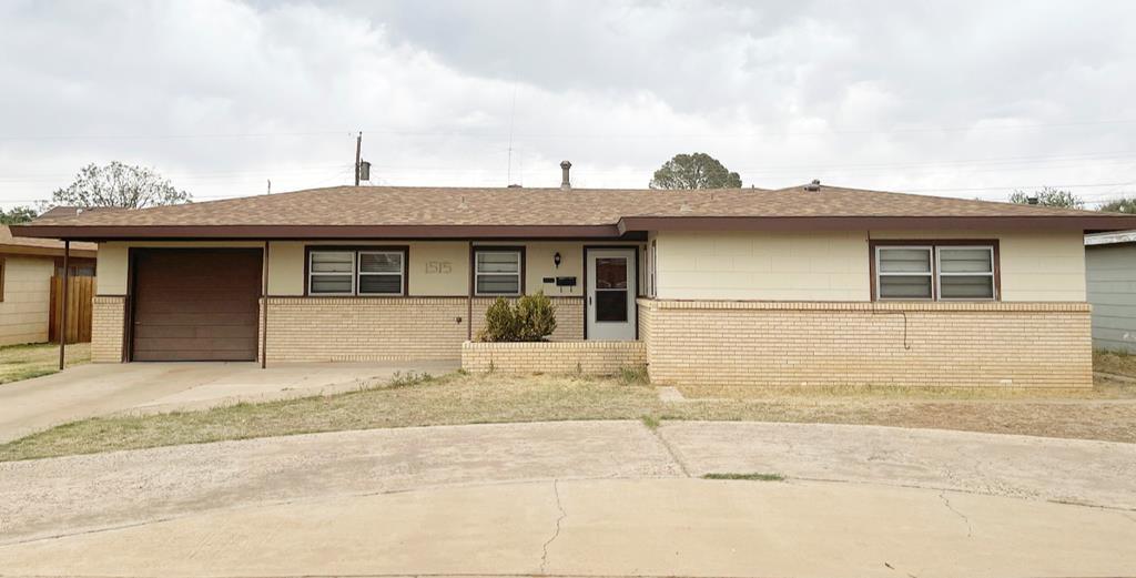 Foto principal - 1515 E 12th St