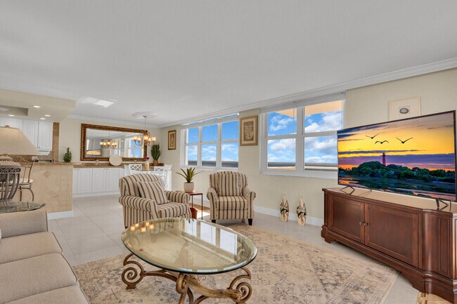 Building Photo - 5440 N Ocean Dr
