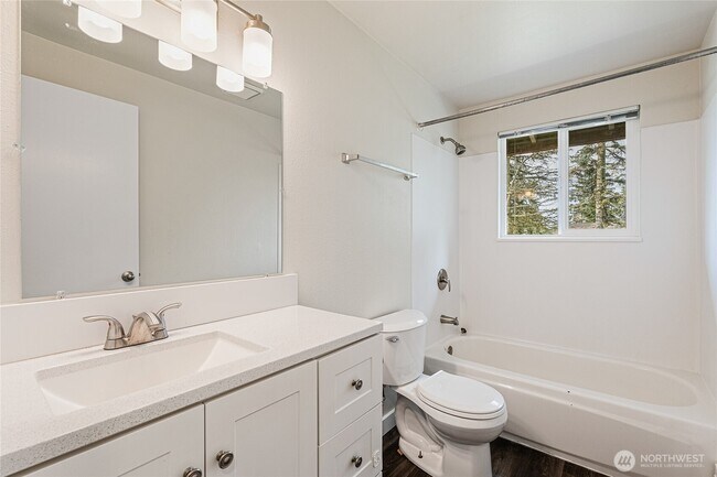 Foto del edificio - 6005 Pebble Pl