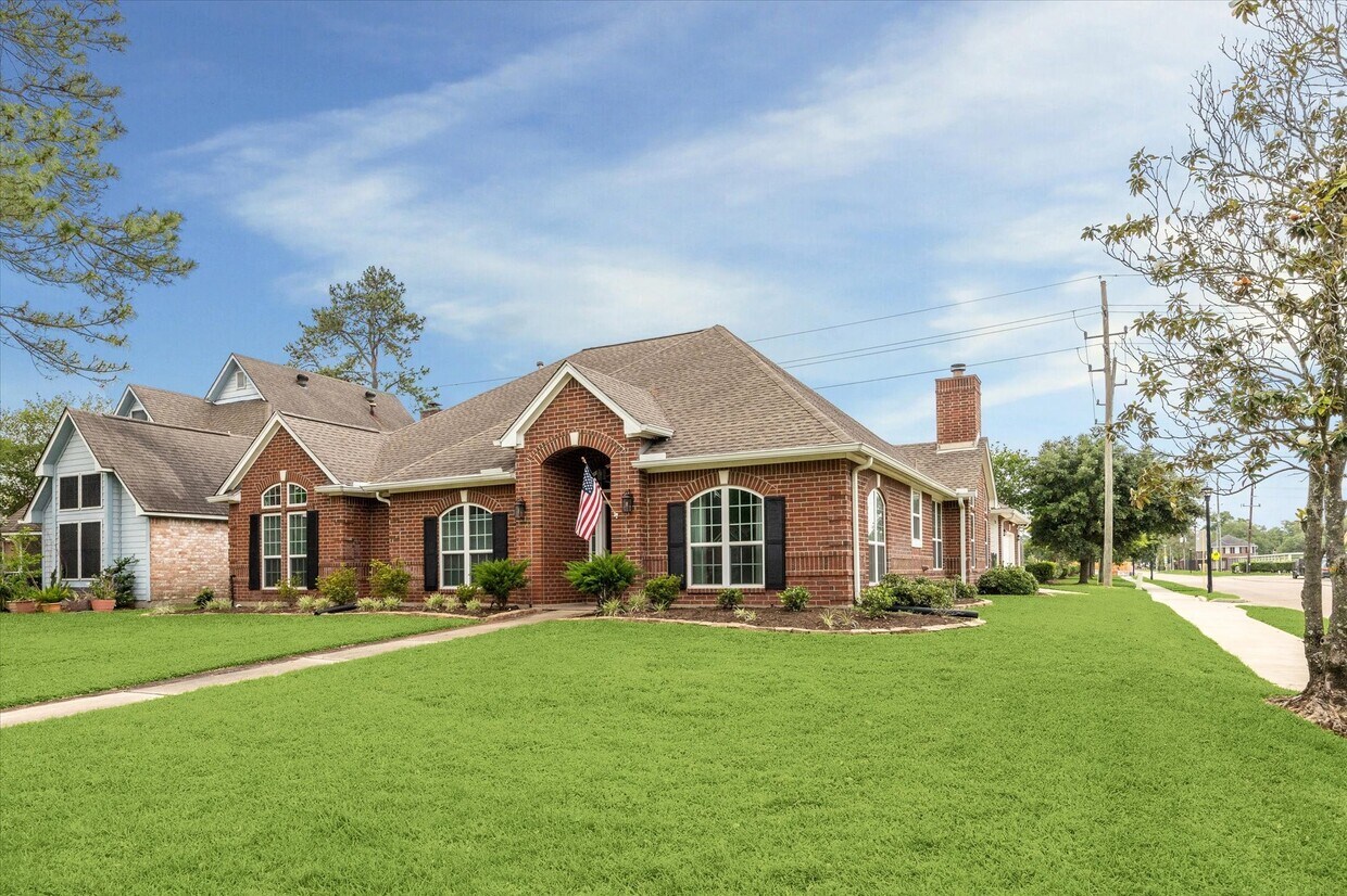 Foto principal - 20334 Hampshire Rocks Dr