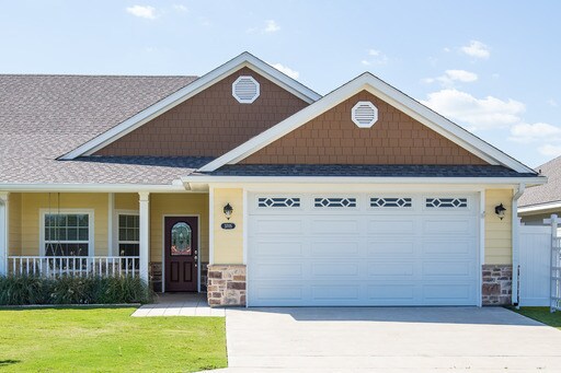 Foto principal - Beautiful 3 Bedroom Duplex Located in Waco...