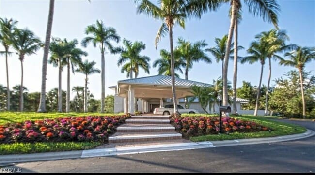 Foto del edificio - 340 Horse Creek Dr