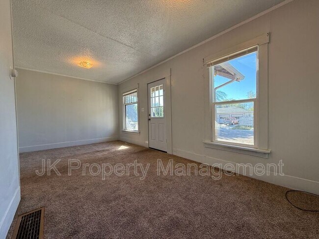 Foto del edificio - 511 33rd St N
