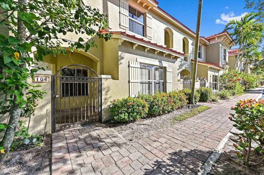 Photo - 106 Monterey Bay Drive Unit