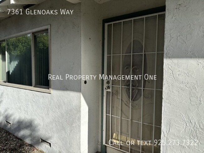 Building Photo - 7361 Glenoaks Way
