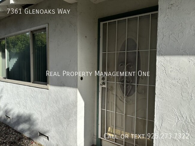 Foto del edificio - 7361 Glenoaks Way