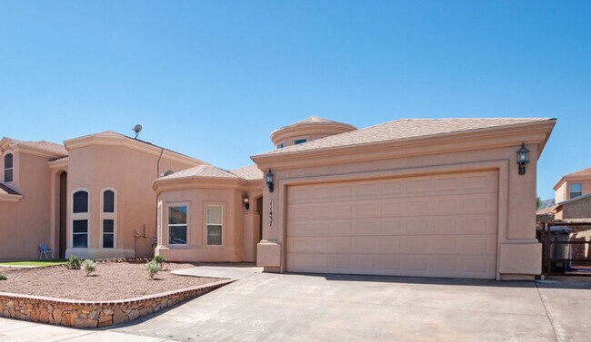 Building Photo - Northeast Home w/ Refrigerated Air