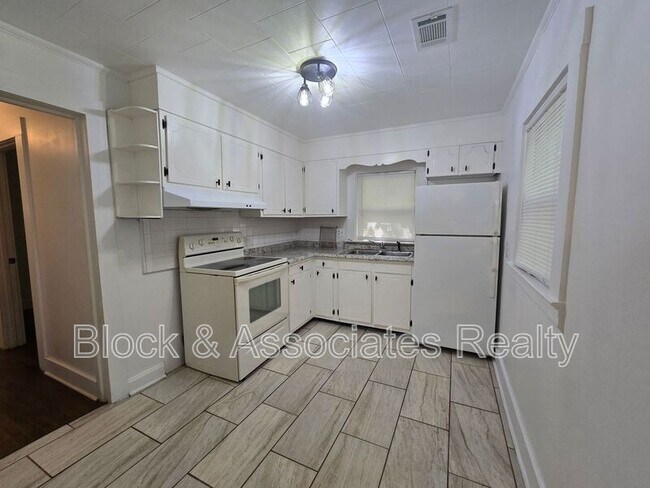 Foto del edificio - 326 Pickett Pl