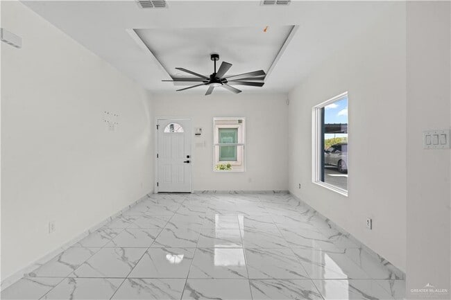 Building Photo - 13 Buccaneer Dr