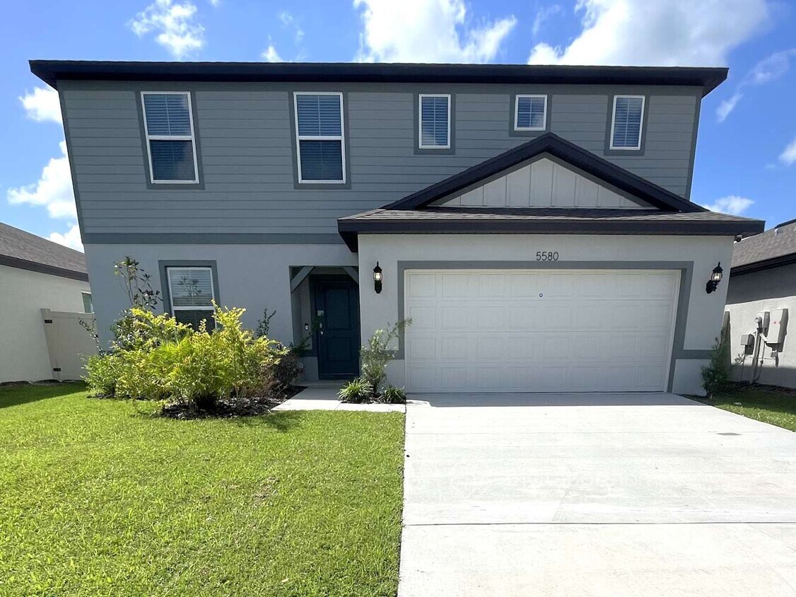 Foto principal - 5580 Keaton Springs Dr