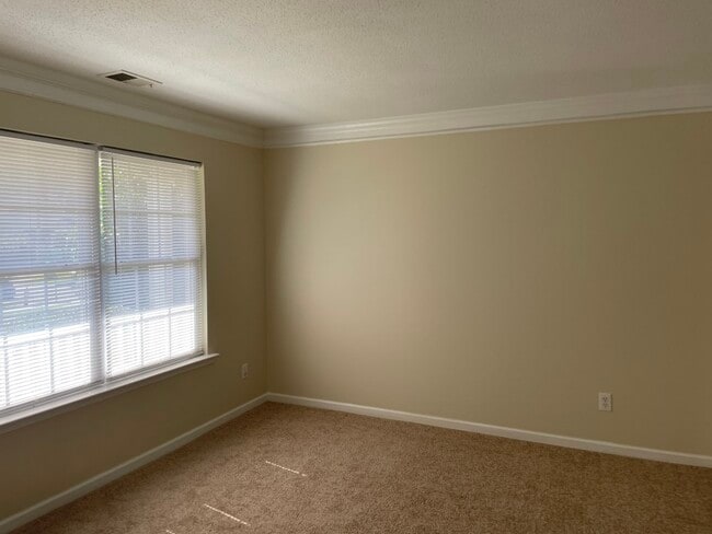 Building Photo - 8009 Bright Oak Trail