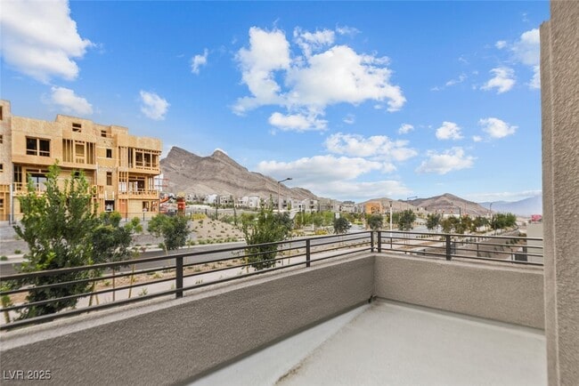 Foto del edificio - 1507 Hopeful Lark Ln