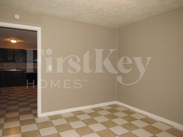 Building Photo - 8222 E 37th Pl