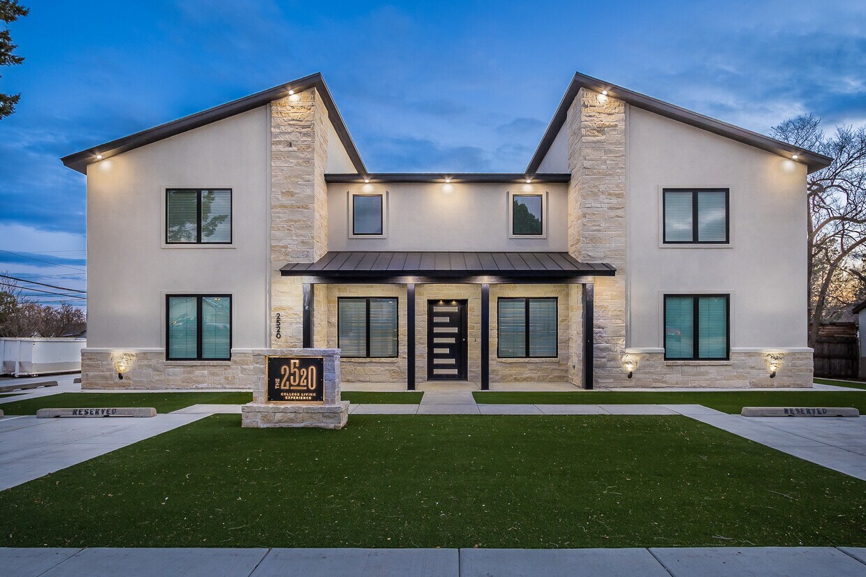 2520 5th Ave Unit B101, Canyon, TX 79015 Room for Rent in Canyon, TX