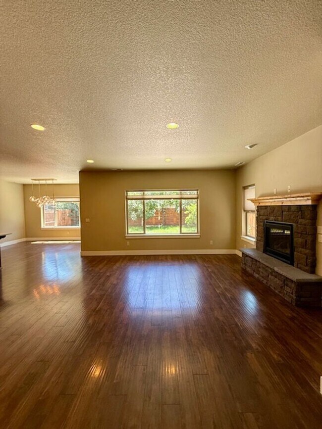 Foto del edificio - Lovely 3 Bedroom home in Mirada neighborho...