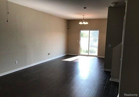 Foto del edificio - 57738 Rosecrest St