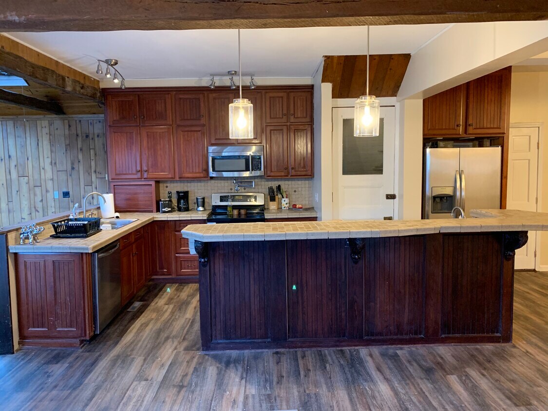 Foto principal - 28 E 1st St