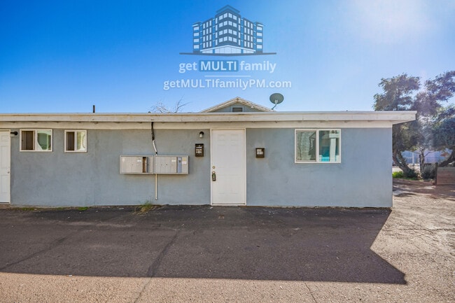 Building Photo - 525 N 32nd St