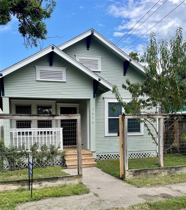 Building Photo - 2616 Cornell St
