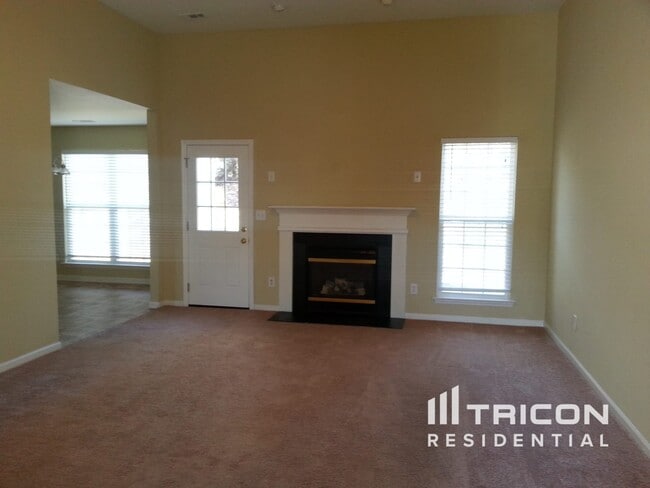 Foto del edificio - 4422 Little Moser Ln