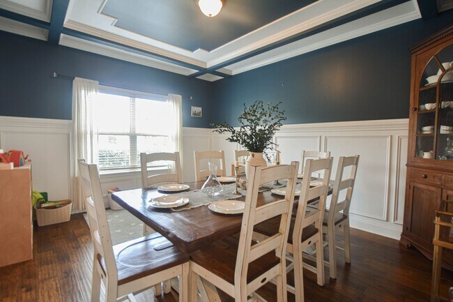Foto del edificio - Pet Friendly Four Bedroom!